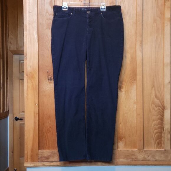 Eddie Bauer Boyfriend Mid Rise Relaxed Leg Corduroy Pants, Size 12, Navy Blue - Picture 1 of 10